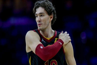 NBA'de Cedi Osman 20 sayı, 12 ribauntla 