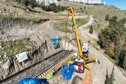 İzmir’de belediye personeli ve dar gelirli aileler için toplu konut projesi