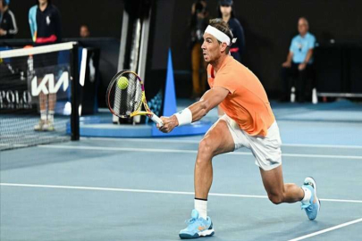 Nadal, 6-8 hafta kortlardan uzak kalacak