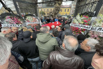 Efsanevi teknik direktör Ahmet Suat Özyazıcı son yolculuğuna uğurlandı