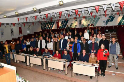 Çiğli Belediyesi’nin arıcılık kursuna yoğun ilgi