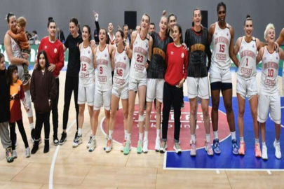 Sarayın Sultanları yarı finalde Reyer Venezia ile karşılaşacak