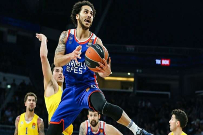 Anadolu Efes, Berlin yolcusu