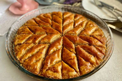 Ev baklavası tarifi - Evde baklava nasıl yapılır?