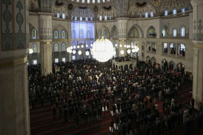 İl il bayram namazı saatleri belli oldu