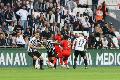 İzmir derbisi 1-1 berabere bitti 