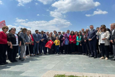 CHP İzmir’den ortak mesaj: Değişimi gençler getirecek!