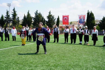 19 Mayıs coşkusu Seferihisar'da yaşandı