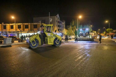 Denizli Bozkurt'ta gece asfalt mesaisi