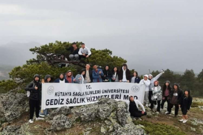 Kütahyalı gençlerden Murat Dağı yürüyüşü