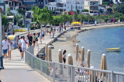 Bin 982 turist Muğla sokaklarını renklendirdi