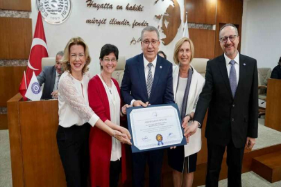 EÜ akademik birimlerin kaliteleri tescillemeye devam ediyor