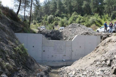 Bozköy Deresi'nde tersip bendi imalatları başladı