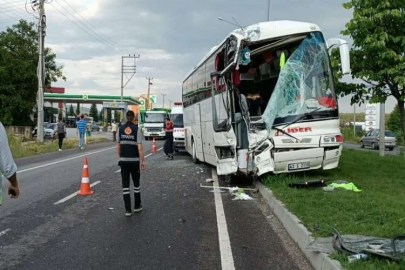 Kütahya Tavşanlı'da işçi servisleri çarpıştı