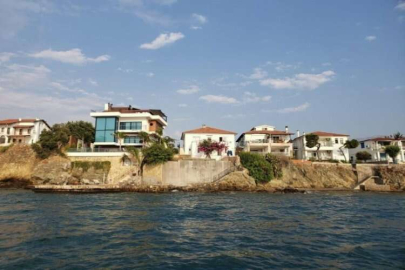 Muğla'daki o adanın ilk evi satılığa çıktı