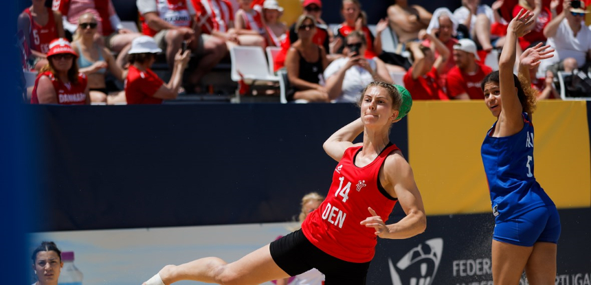 EHF Avrupa U17 Plaj Hentbolu Şampiyonası İzmir'de başlıyor. Avrupa Hentbol Federasyonu, Türkiye Hentbol Federasyonu ve İzmir Büyükşehir Belediyesi işbirliği ile düzenlenecek şampiyona 29 Haziran-2 Temmuz tarihlerinde İzmir Büyükşehir Belediyesi İnciraltı Spor Tesislerinde oynanacak. Kadınlar ve erkekler kategorisinde oynanacak müsabakalarda Türkiye dahil 15'er ülkenin takımları mücadele edecek.