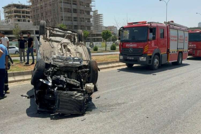 Gaziantep'te bayram kazası: Takla atıp yola uçtu