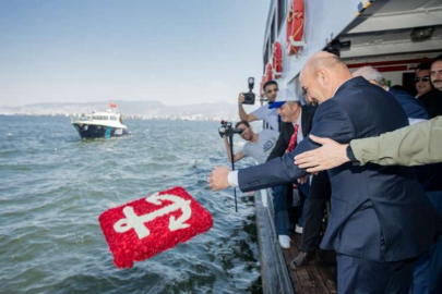 Kabotaj Bayramı törenlerinde Körfez’e çelenk atıldı