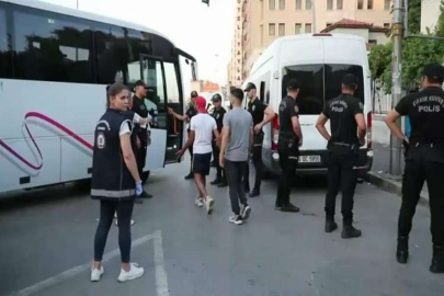 İzmir’de düzensiz göçmen operasyonu