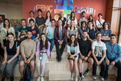 İzmir, tercih zamanı gençlerin yanında