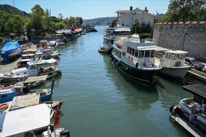 İstanbul'un derelerinde kirlilik alarmı! Esnaf rahatsız