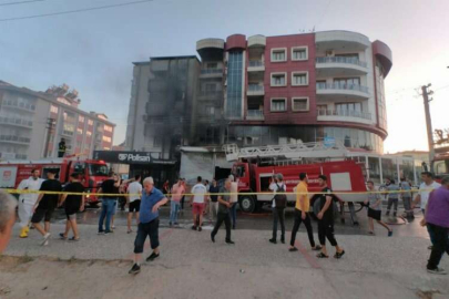 Muğla'da korkutan yangın! Alevler apartmana sıçradı