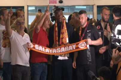 Wilfried Zaha, İstanbul’a geldi