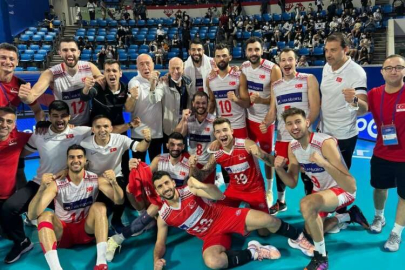 A Milli Erkek Voleybol Takımı yarı finalde