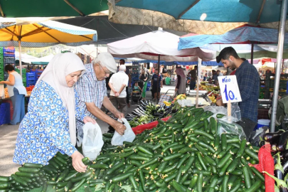 Torbalı pazarı yeni yerine taşındı