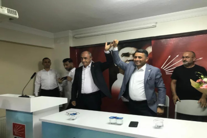 CHP Menemen'de devir teslim töreni