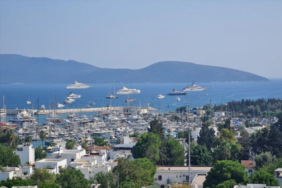 Dünya zenginlerinin yatları Bodrum’da demirledi