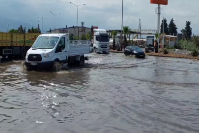 Hatay’da yağış sonrası hayat felç oldu