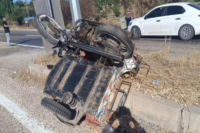 Adıyaman’da sepetli motosiklet ile otomobil çarpıştı