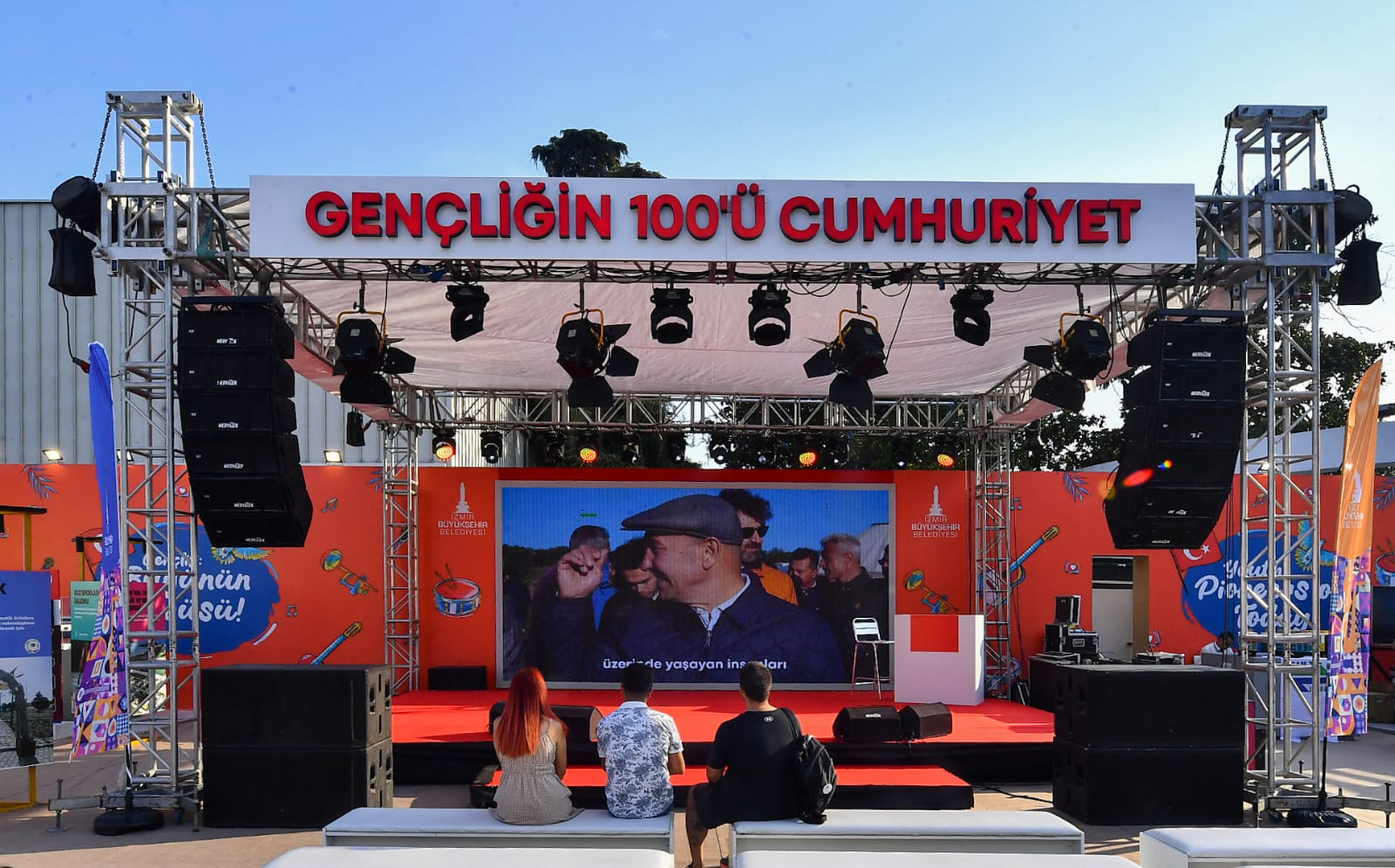 cumhuriyet tunç soyer_ilkses