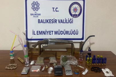 Balıkesir'de aranan kişiler tutuklandı