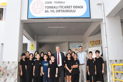 Torbalı’da öğrenciler sıralarına kavuştu