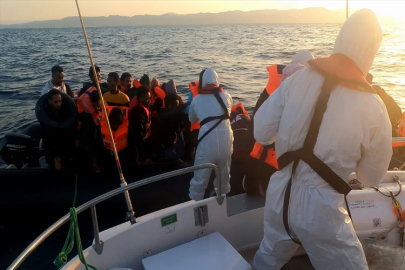 İzmir açıklarında düzensiz göçmen yakalandı