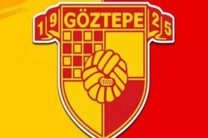 Göztepe, 4 futbolcuyu profesyonel yaptı