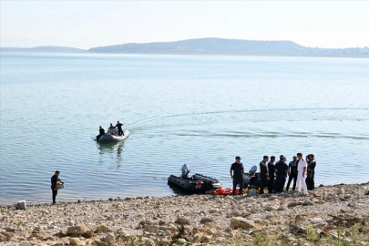 İzmir Menderes'teki orman yangınında helikopter düştü!