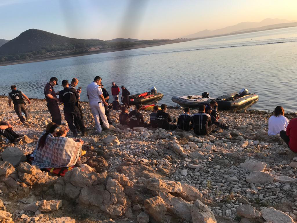 Tahtalı Barajı’nda helikopter kazası (1)