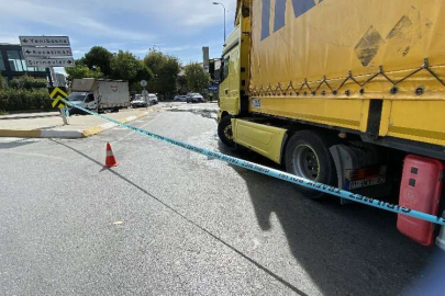 İstanbul Bahçelievler’de mazot dökülen yol ulaşıma kapatıldı