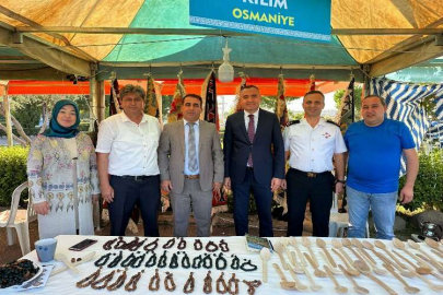 Osmaniye’yi Tanıtma Derneği, depremzede esnaf için İzmir’de tanıtım günleri düzenledi