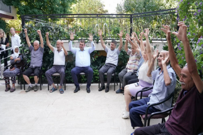 Seferihisar'da Alzheimer’e karşı pilates etkinliği düzenlendi