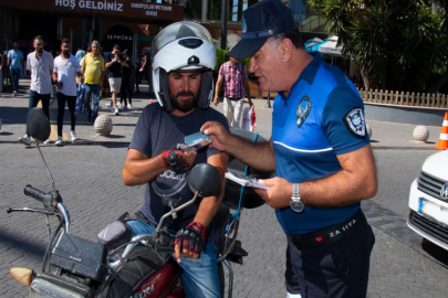 Büyükşehir Belediyesi kent genelinde ‘Tüketici Hakları Rehberi’ dağıttı