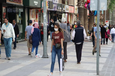 İzmirli uzman açıkladı: Türkiye’de Eris varyantı vakaları ne durumda?