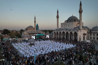 Uluslararası Konya Mistik Müzik Festivali, Mevlana Meydan'ında başladı