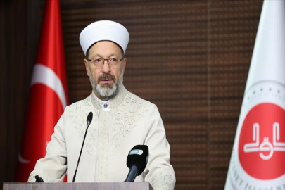 Diyanet İşleri Başkanı Erbaş: Rabb'imize karşı sorumluluklarımızı yeniden gözden geçirmeliyiz