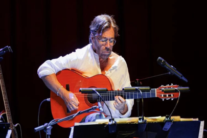 ABD'li gitar virtüözü Al Di Meola'dan İstanbul'da konser