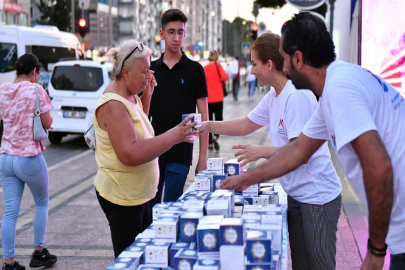 Mersin'de 15 bin adet kandil simidi dağıtıldı