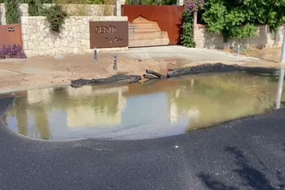 Muğla Bodrum'da bir restoran sular altında kaldı